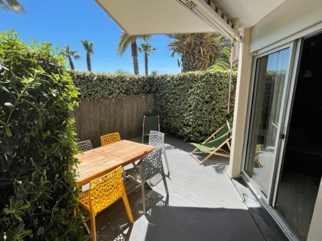 Appartement Rez de jardin + terrasse piscine et accès direct plage  à Saint-Cyprien  Extérieur photo